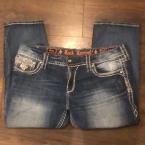 Rock Revival Easy Crop